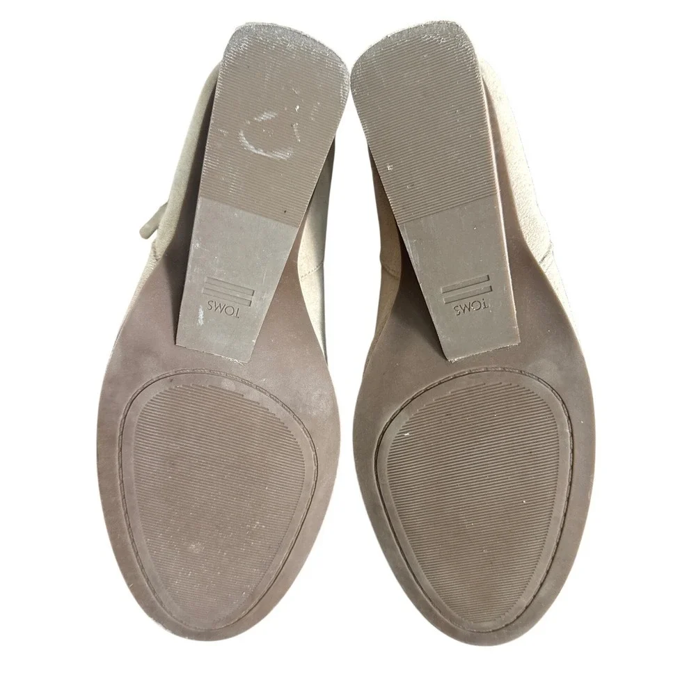 TOMS Goldie Wedge Heel Bootie Oatmeal Suede‎ NWOB Size 8 1/2